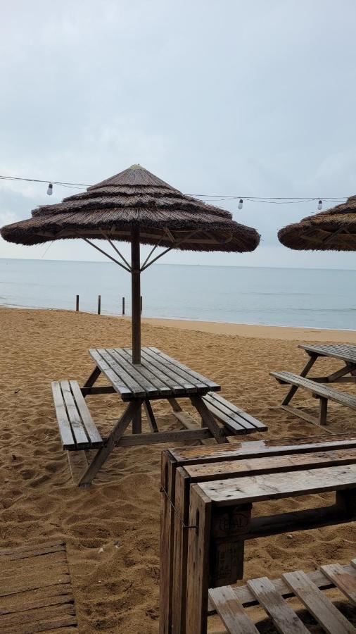 Au Coeur De Pornic Apartman Kültér fotó